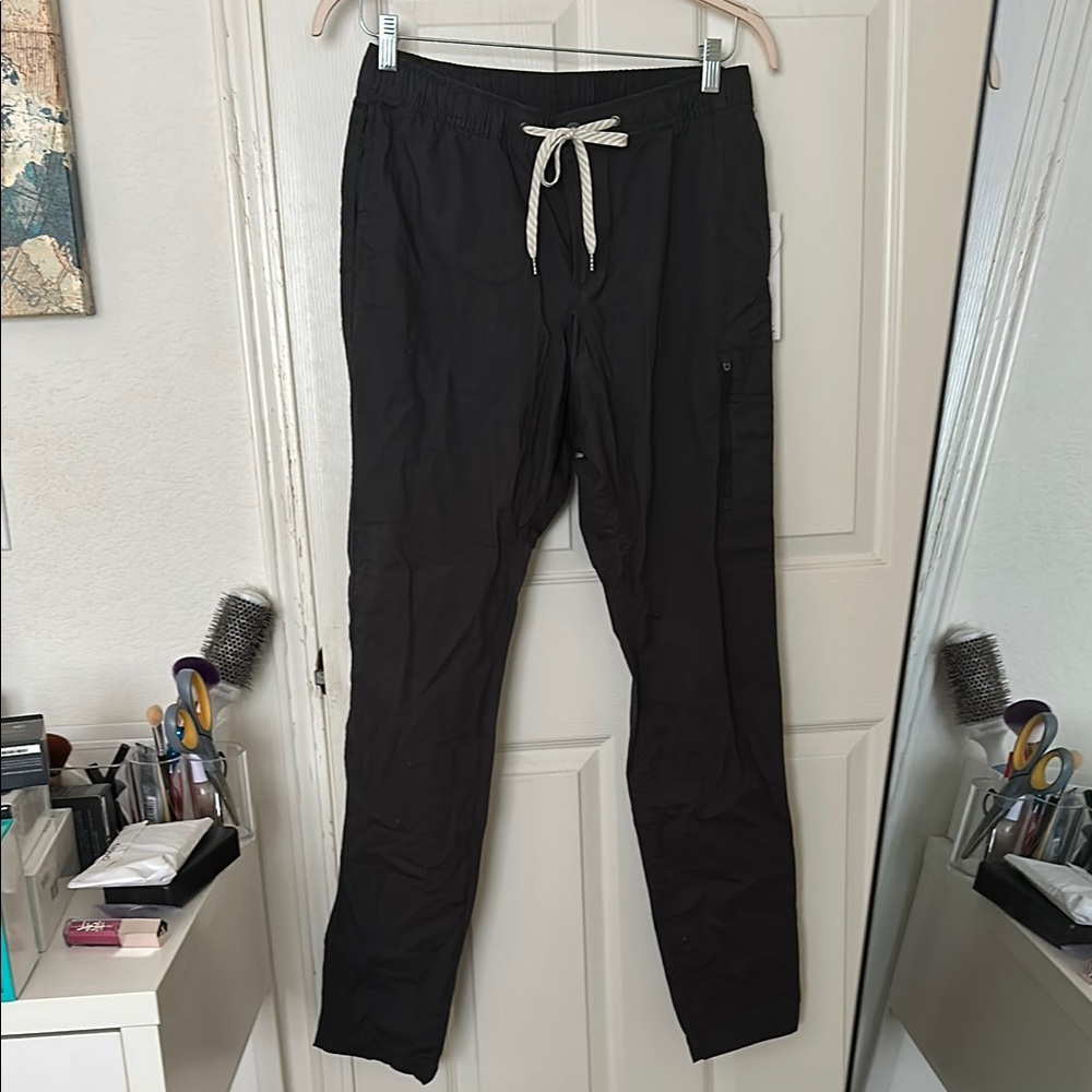 Vuori Men’s Charcoal Ripstop Pant - Long Size M V412
